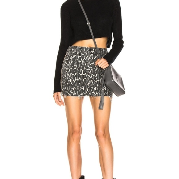 MOTHER Dresses & Skirts - MOTHER Vagabond Mini Fray Skirt size 31 NWT